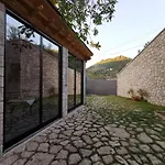 Rira - Rrajce, Shebenik Perrenjas