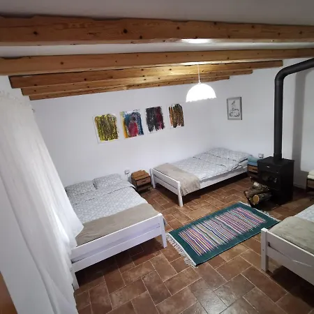 Rira - Rrajce, Shebenik 3* Perrenjas