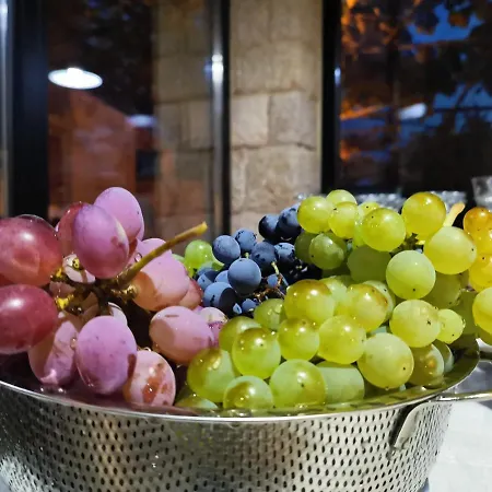 Rira - Rrajce, Shebenik 3* Perrenjas