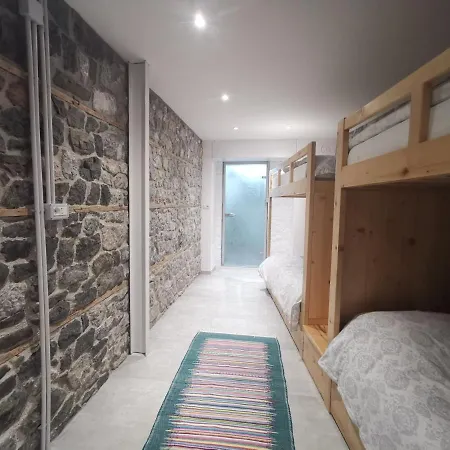 Rira - Rrajce, Shebenik Casa de hóspedes