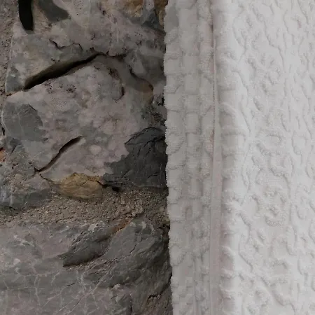 Rira - Rrajce, Shebenik Casa de hóspedes Perrenjas