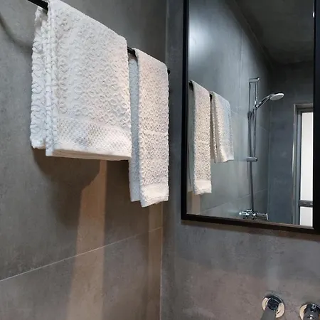 Rira - Rrajce, Shebenik 게스트하우스