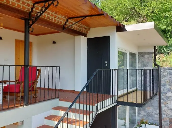 Rira - Rrajce, Shebenik 3* Perrenjas