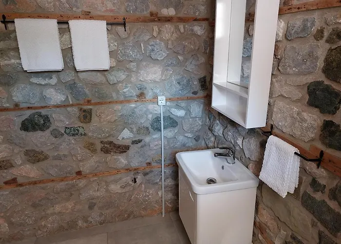 Affittacamere Rira - Rrajce, Shebenik 3*